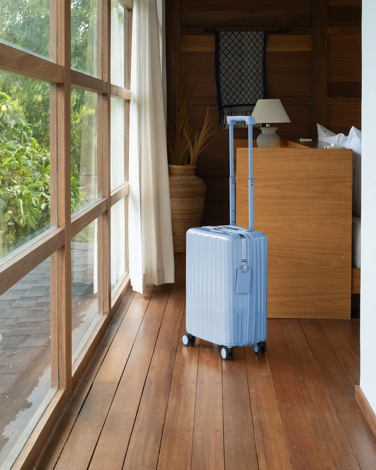 Bold Cabin Bag - Image 12