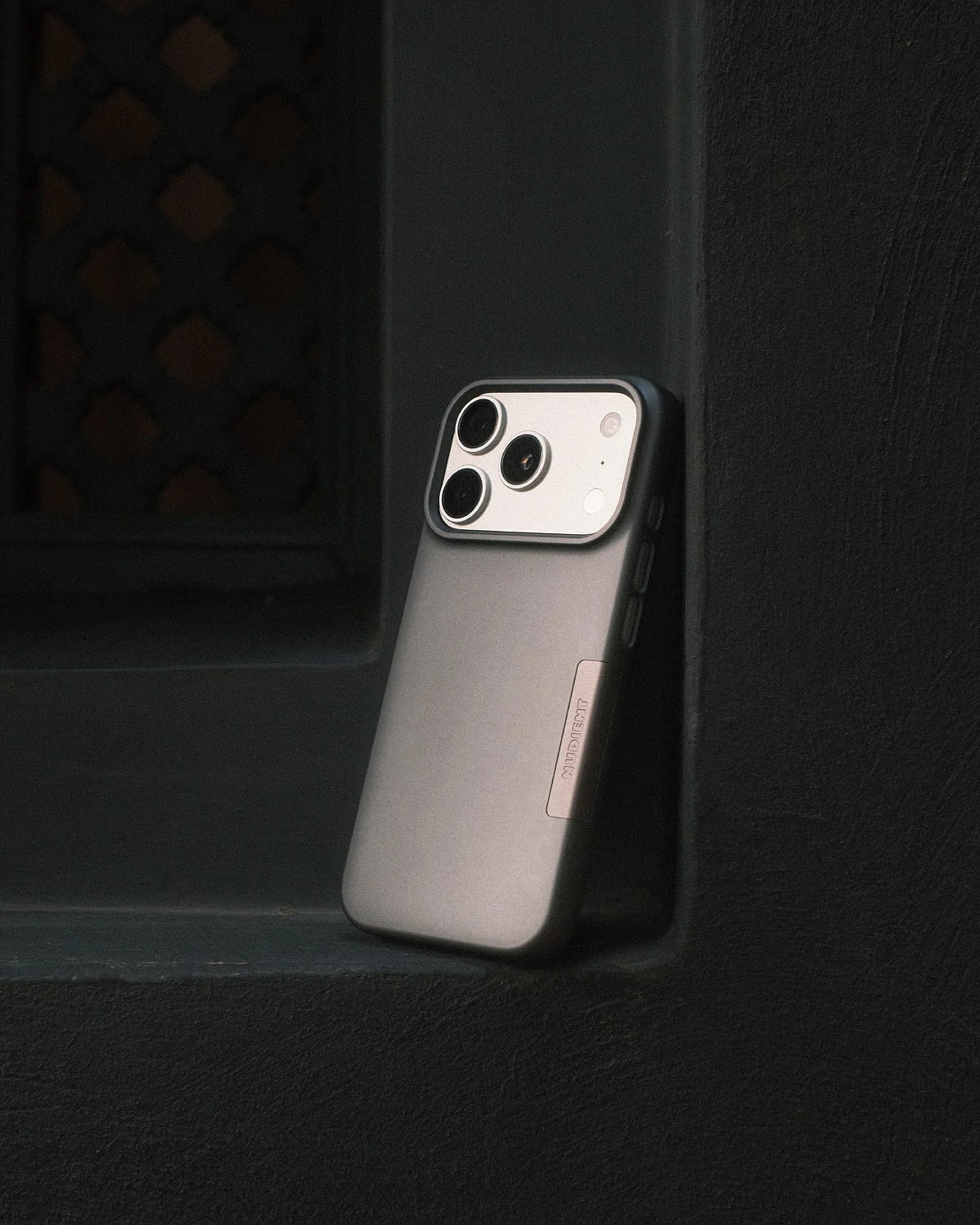 Thin Case - Image 2